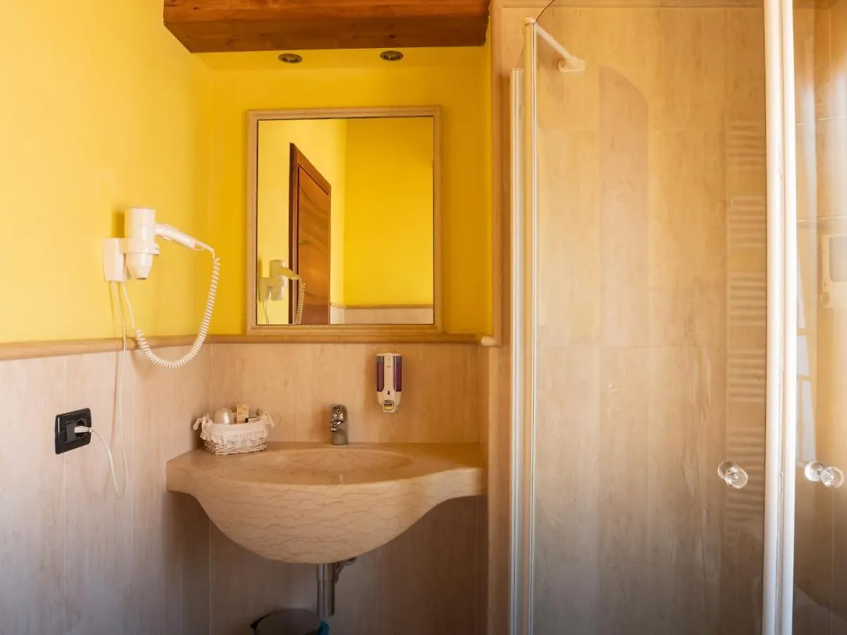 Hotel Albergo Ristorante Montebaldo Limone sul Garda