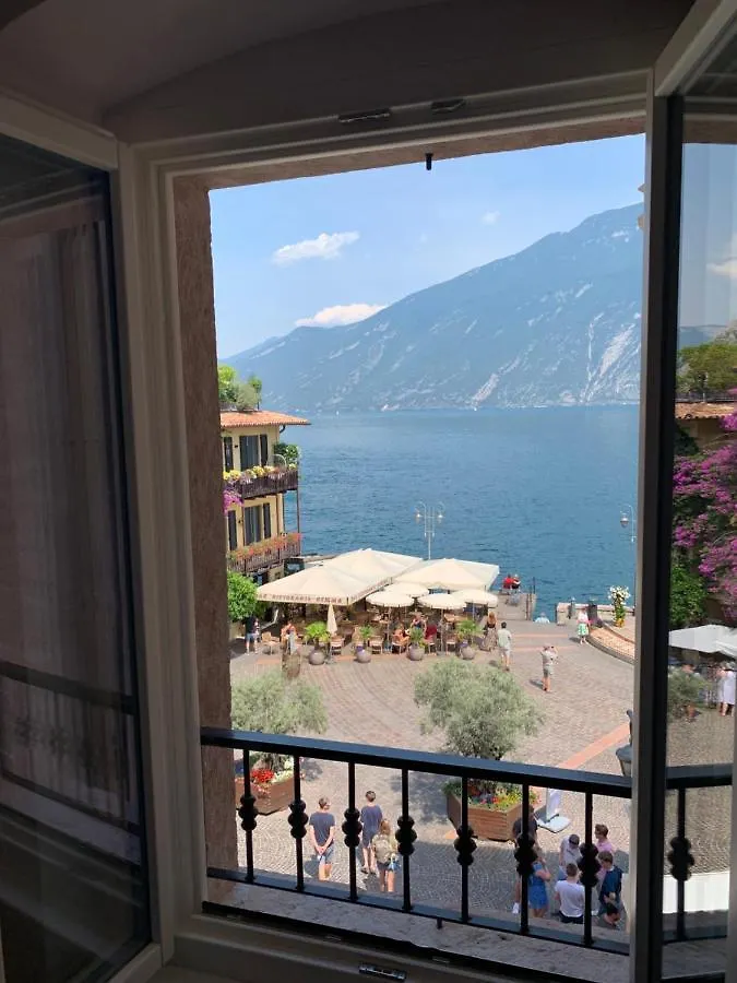 Albergo Ristorante Montebaldo Limone sul Garda 3*,
